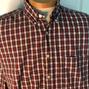 American Eagle Outfitters Red and White Casual Button Down Shirt